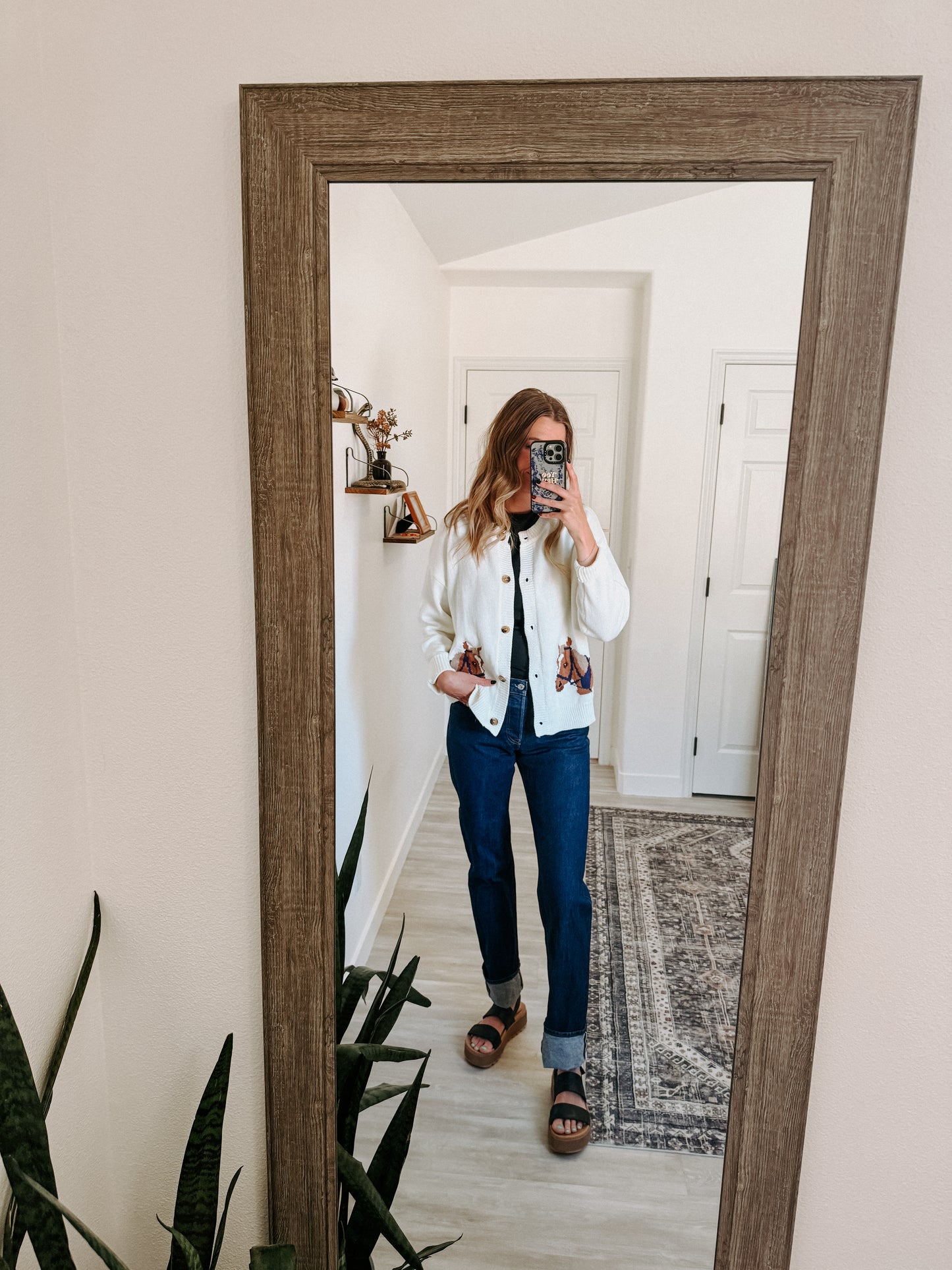HORSE GIRL CARDIGAN