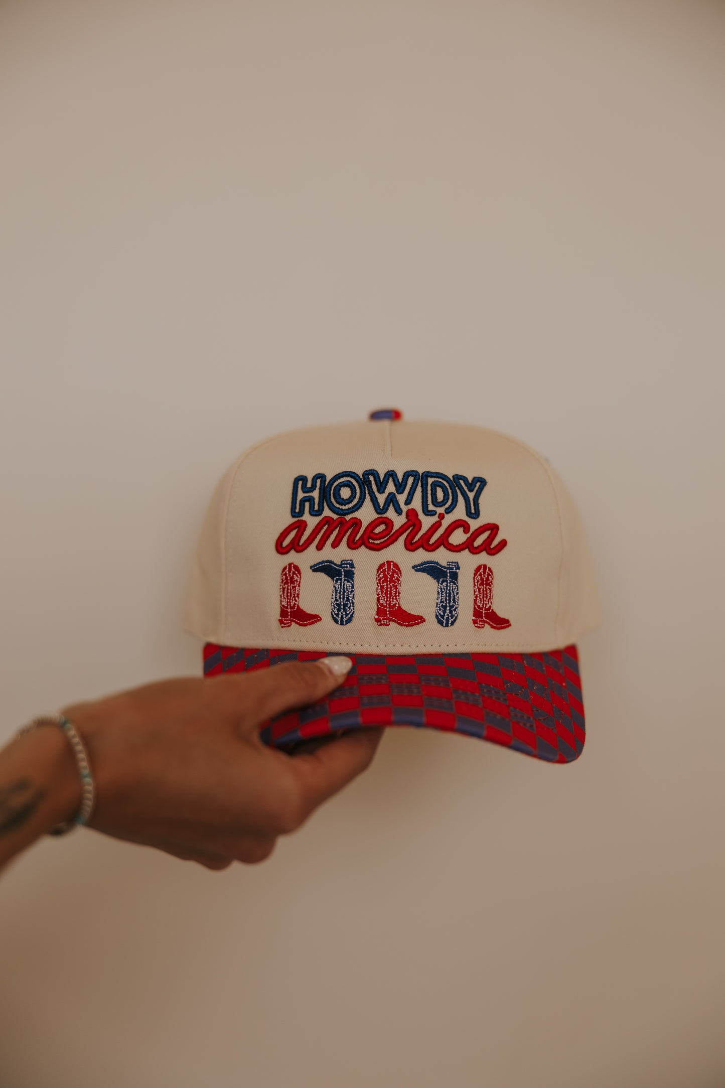HOWDY AMERICA TRUCKER HAT