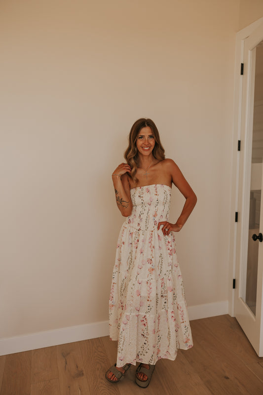 FIELD OF FLOWERS MAXI DRESS