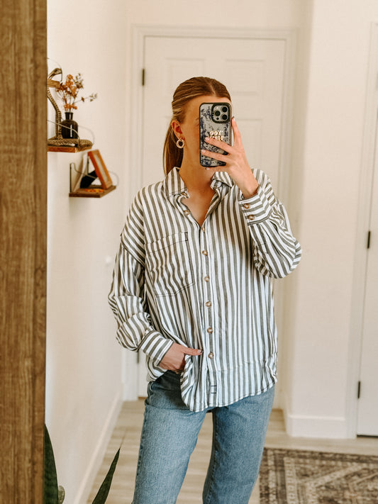 TK STRIPE BUTTON UP